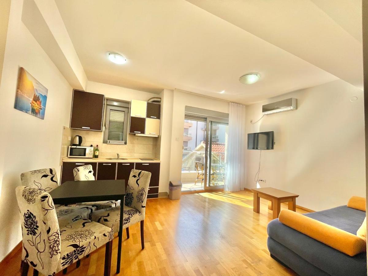 Comfort Apartments Aleksic Будва Екстер'єр фото