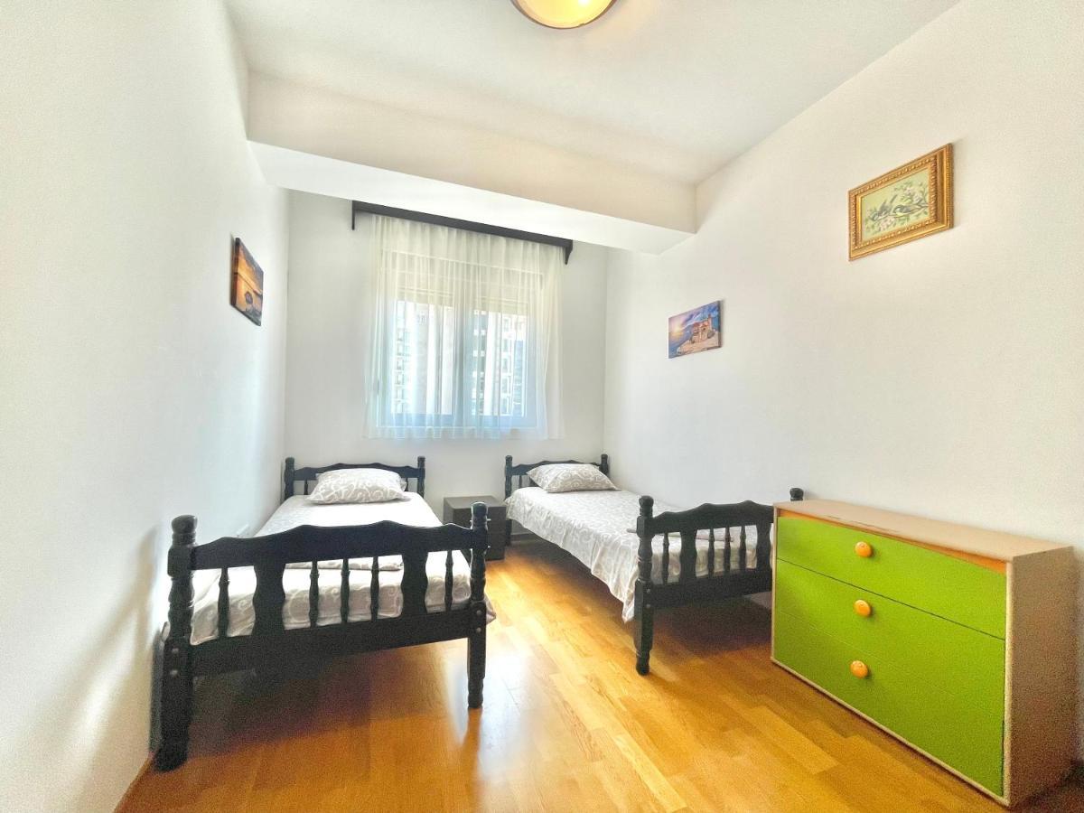 Comfort Apartments Aleksic Будва Екстер'єр фото