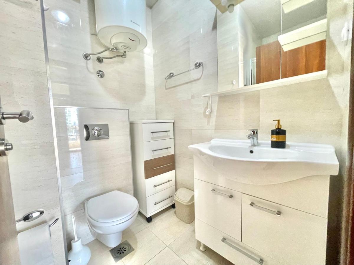 Comfort Apartments Aleksic Будва Екстер'єр фото