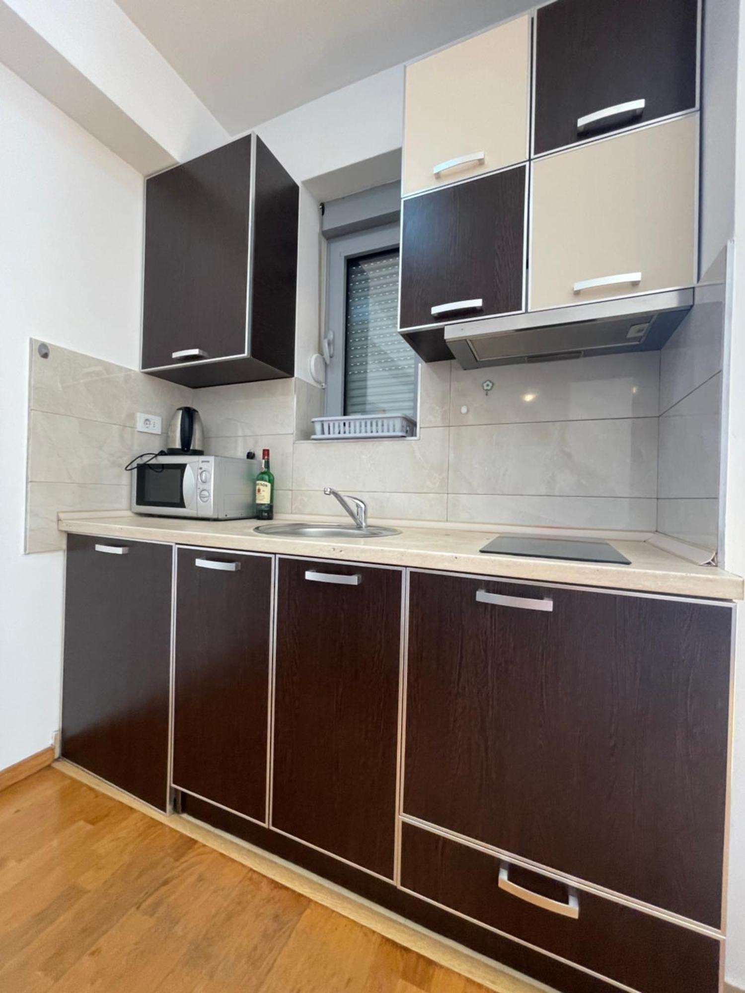 Comfort Apartments Aleksic Будва Екстер'єр фото